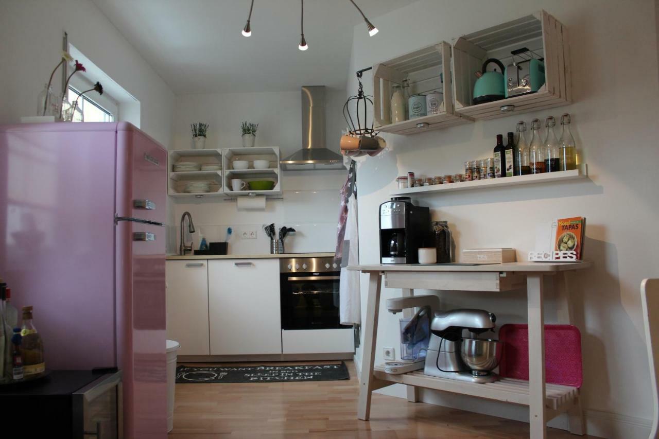 Ferienwohnung Im Tuermchen Oberfell Exterior foto