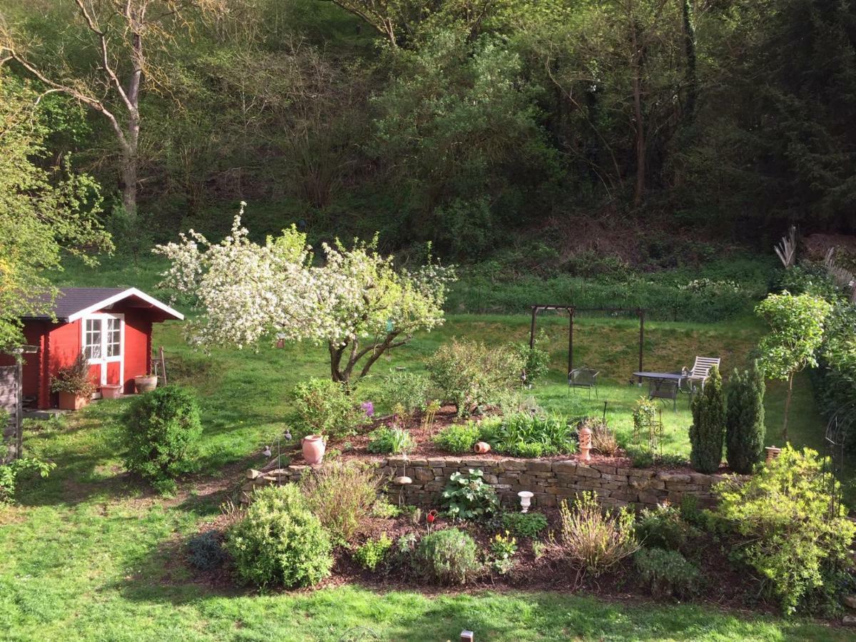 Ferienwohnung Im Tuermchen Oberfell Exterior foto